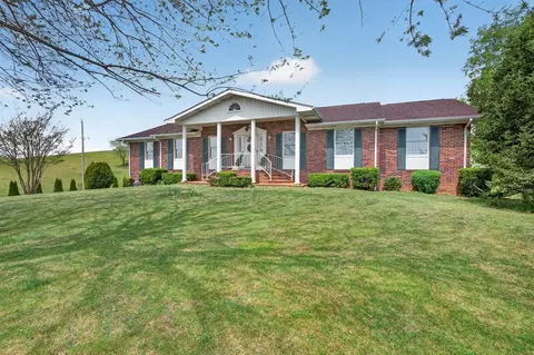 Exterior - 16471 B Spring Valley Rd, Abingdon, VA 24210 photo 4 of 12