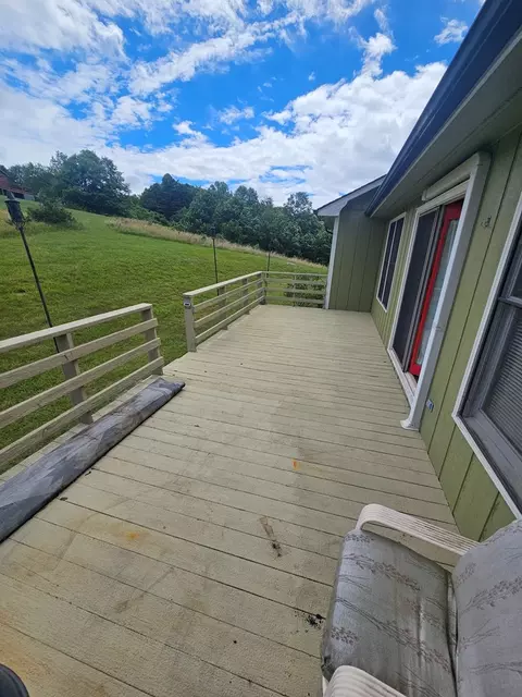 69 Overland Trl, Fancy Gap, VA 24328 photo 5