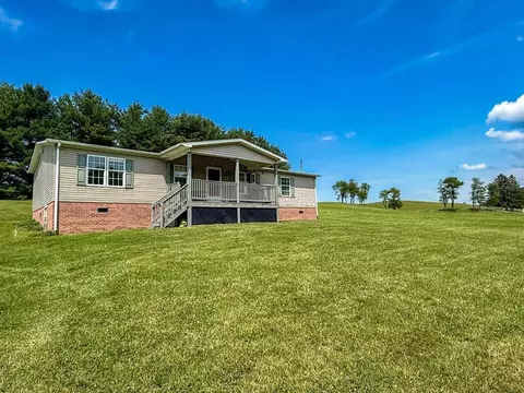 268 Rural Retreat Lake Rd, Rural Retreat, VA 24368