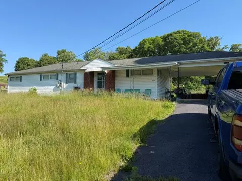 5165 Reedy Creek Rd, Bristol, VA 24202