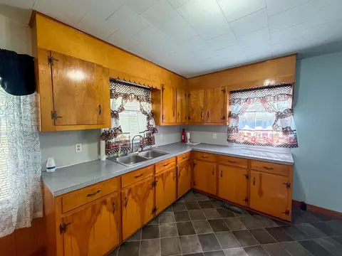 1019 Ramsey Mountain Rd, Max Meadows, VA 24360 photo 9