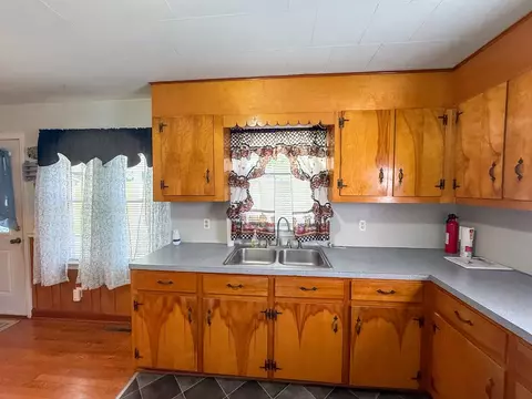 1019 Ramsey Mountain Rd, Max Meadows, VA 24360 photo 10