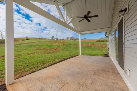 128 Long Meadows Ln, Max Meadows, VA 24360 photo 42