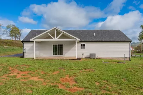 128 Long Meadows Ln, Max Meadows, VA 24360 photo 40