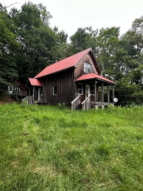 1260 Quillen Ridge Rd, Mouth Of Wilson, VA 24363