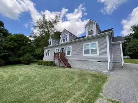1490 W Ridge St, Wytheville, VA 24382