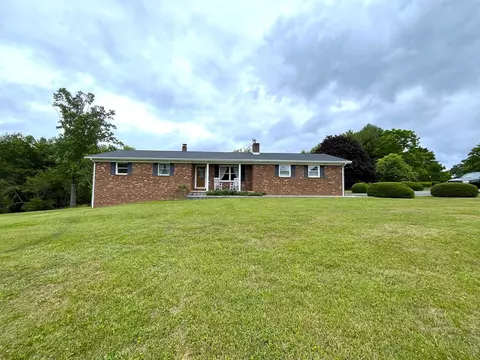 2088 Borderline Rd, Willis, VA 24380 photo 6