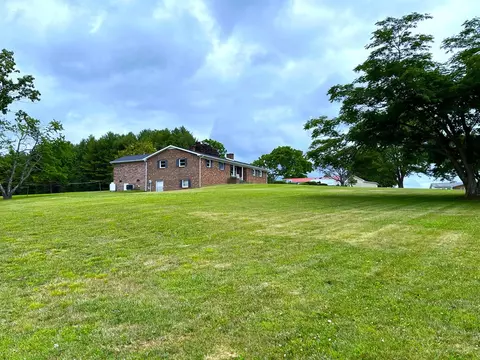 2088 Borderline Rd, Willis, VA 24380 photo 2