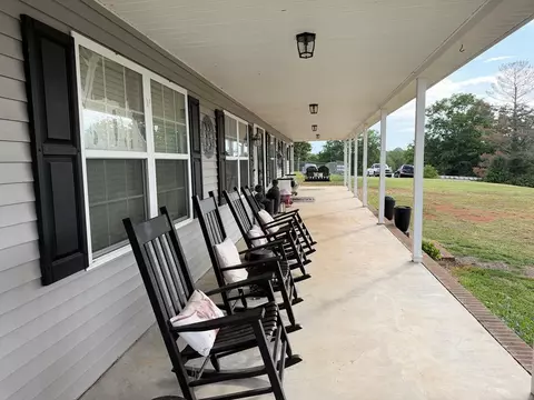 Exterior - 253 Sanders Mine Rd, Max Meadows, VA 24360 photo 2 of 4