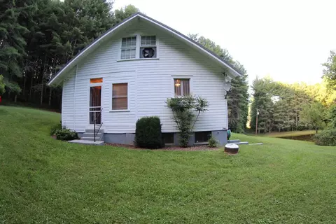 Exterior - 1190 Sutphintown Rd, Dugspur, VA 24325 photo 8 of 12