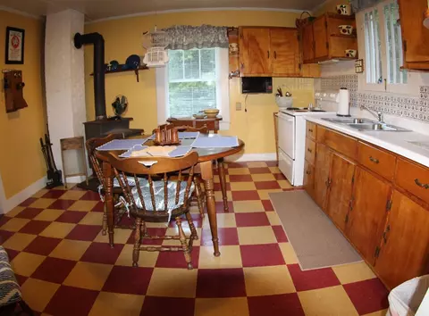Kitchen - 1190 Sutphintown Rd, Dugspur, VA 24325 photo 1 of 2
