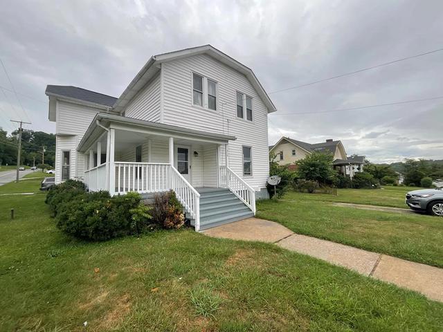310 W Washington, Galax, VA 24333