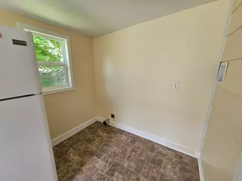 230 W Hurt Buggy Rd, Cedar Bluff, VA 24609 photo 9
