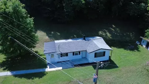 230 W Hurt Buggy Rd, Cedar Bluff, VA 24609 photo 28