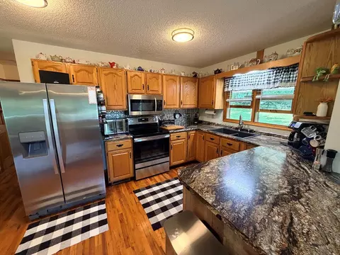 Kitchen - 72 Fox Glen Rd, Fancy Gap, VA 24328 photo 1 of 6