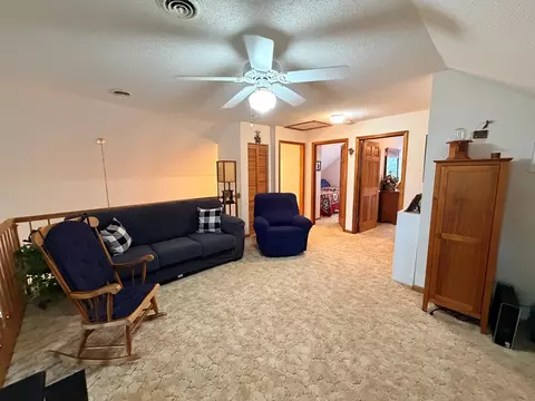 Living - 72 Fox Glen Rd, Fancy Gap, VA 24328 photo 5 of 5