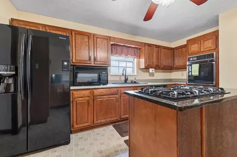 4670 Shadetree Ln, Dublin, VA 24084 photo 22
