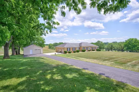 4670 Shadetree Ln, Dublin, VA 24084 photo 1