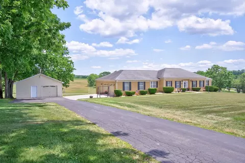 4670 Shadetree Ln, Dublin, VA 24084 photo 3