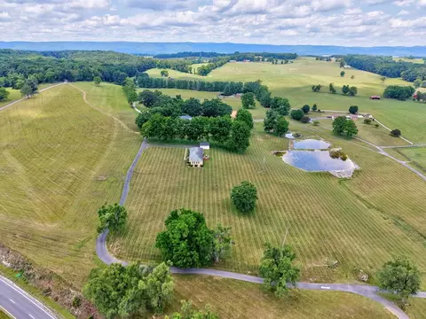 4670 Shadetree Ln, Dublin, VA 24084 photo 71