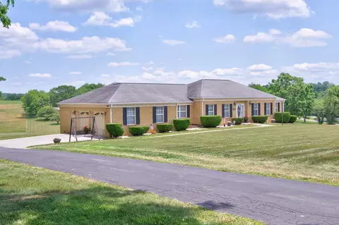 4670 Shadetree Ln, Dublin, VA 24084 photo 2
