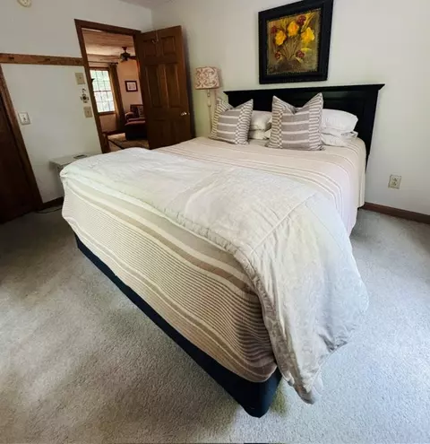 Bedroom - 2132 Cascade Tr, Fancy Gap, VA 24328 photo 6 of 6