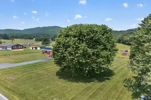 View/Area - 969 Ivanhoe Rd, Max Meadows, VA 24360 photo 10 of 11