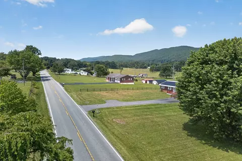 View/Area - 969 Ivanhoe Rd, Max Meadows, VA 24360 photo 5 of 11
