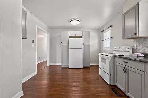 Kitchen - 969 Ivanhoe Rd, Max Meadows, VA 24360 photo 4 of 4