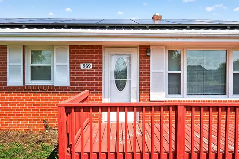 Exterior - 969 Ivanhoe Rd, Max Meadows, VA 24360 photo 16 of 21