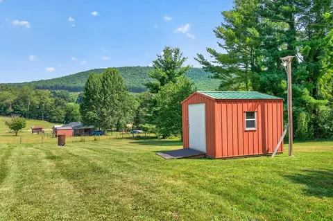Exterior - 969 Ivanhoe Rd, Max Meadows, VA 24360 photo 12 of 21