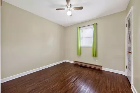 Bedroom - 969 Ivanhoe Rd, Max Meadows, VA 24360 photo 1 of 6