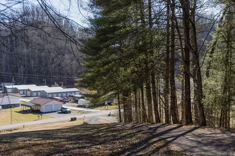 Exterior - 503 Birmingham Rd, Cedar Bluff, VA 24609 photo 7 of 11