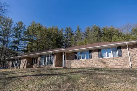 Exterior - 503 Birmingham Rd, Cedar Bluff, VA 24609 photo 4 of 11