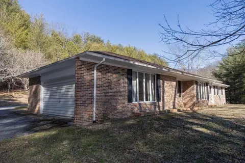 Exterior - 503 Birmingham Rd, Cedar Bluff, VA 24609 photo 8 of 11
