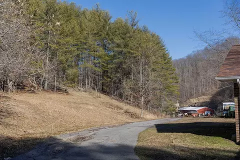 Exterior - 503 Birmingham Rd, Cedar Bluff, VA 24609 photo 10 of 11