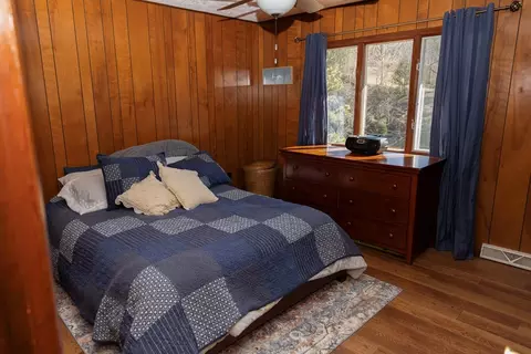 Bedroom - 503 Birmingham Rd, Cedar Bluff, VA 24609 photo 5 of 10