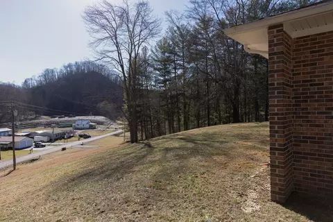 Exterior - 503 Birmingham Rd, Cedar Bluff, VA 24609 photo 5 of 11