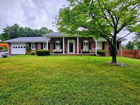 94 Ridge Rd, Lebanon, VA 24266