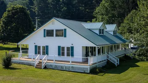 2258 Buck Mountain Rd, Troutdale, VA 24378