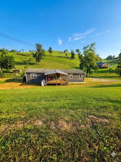 415 Morning Star Cir, Lebanon, VA 24266
