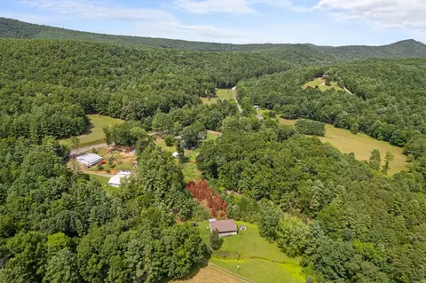 103 Celebrity Ln, Ivanhoe, VA 24350 photo 24