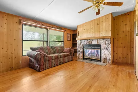 103 Celebrity Ln, Ivanhoe, VA 24350 photo 5