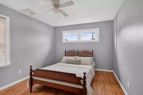 Bedroom - 360 Trigg St, Abingdon, VA 24210 photo 3 of 3