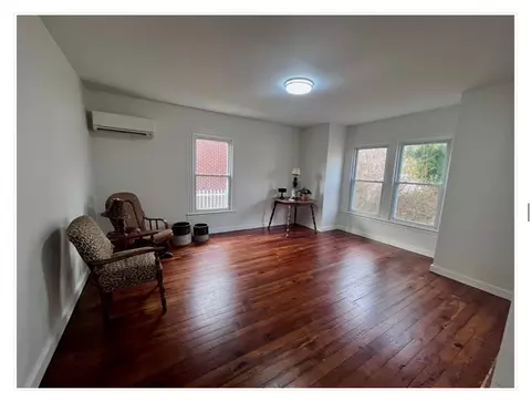 Living - 201 W Webster, Galax, VA 24333 photo 6 of 6