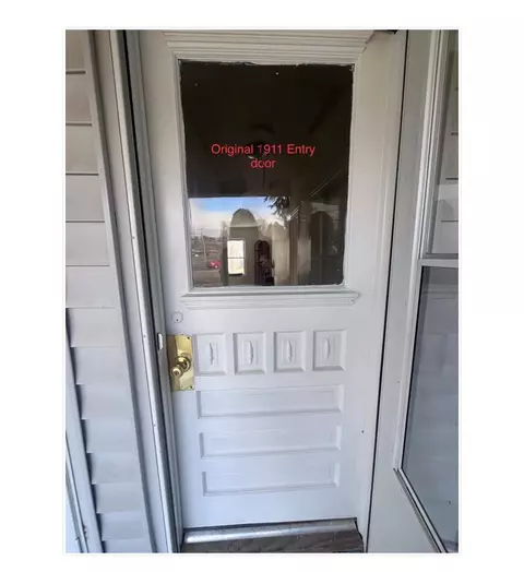 Entry Way - 201 W Webster, Galax, VA 24333 photo 1 of 7