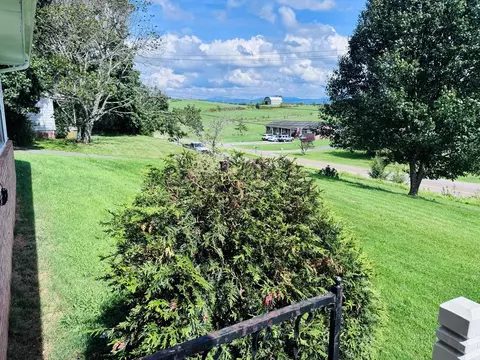 Exterior - 30005 Lee Hwy, Glade Spring, VA 24340 photo 12 of 17