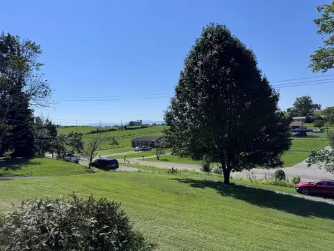 View/Area - 30005 Lee Hwy, Glade Spring, VA 24340 photo 1 of 5