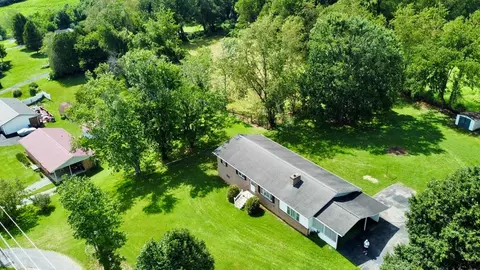 View/Area - 30005 Lee Hwy, Glade Spring, VA 24340 photo 1 of 1