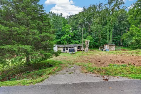 4403 Frog Level Ct, Pulaski, VA 24301 photo 3